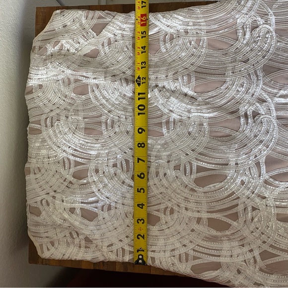 ADRIANNA PAPELL LACE SHIFT DRESS - Picture 7 of 12